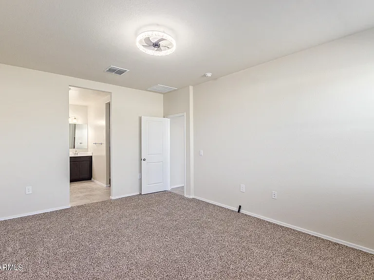 18646 W Buckskin Trl — Photo 17