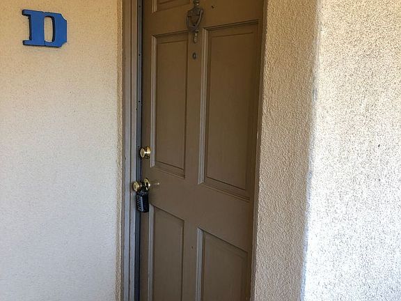 3rd image of 16922 Lynn Ln APT D