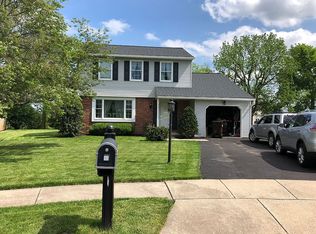 376 Barclay Cir, Harleysville, PA 19438