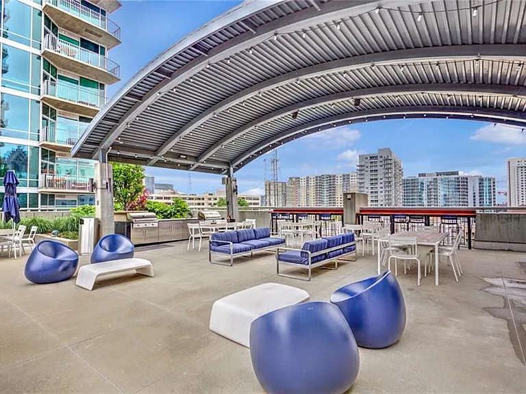 943 Peachtree St NE #1210 — Photo 42
