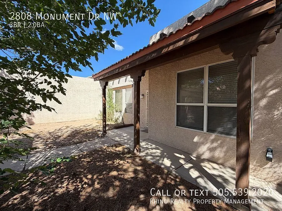 Contemporary 3 Bedroom 2 Bathroom Home Located In NW Albuquerque! — Photo 4