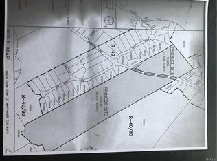 105 Robinson Ln, Wappingers Falls, NY 12590