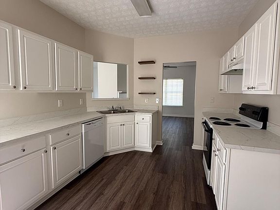 3rd image of 8106 Wynfield Dr #1