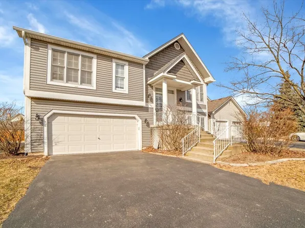 404 S Warwick Ave, Westmont, IL 60559