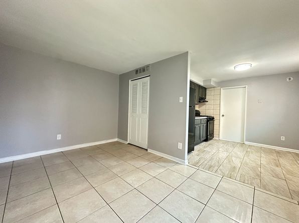 7110 Oxford Ave #53