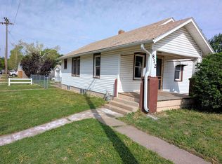 872 Sheridan St, Salina, KS 67401