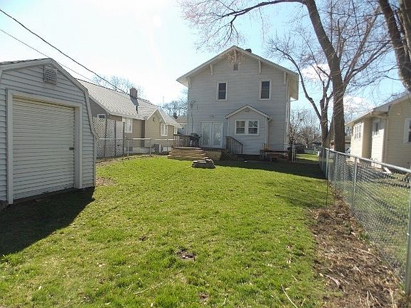 2nd image of 1136 Bresseau St