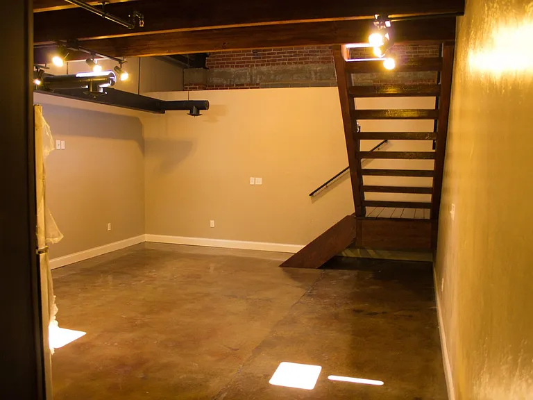 City View Lofts — Photo 27
