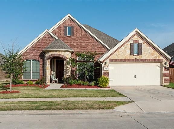 4th image of 1011 Bentley Dr