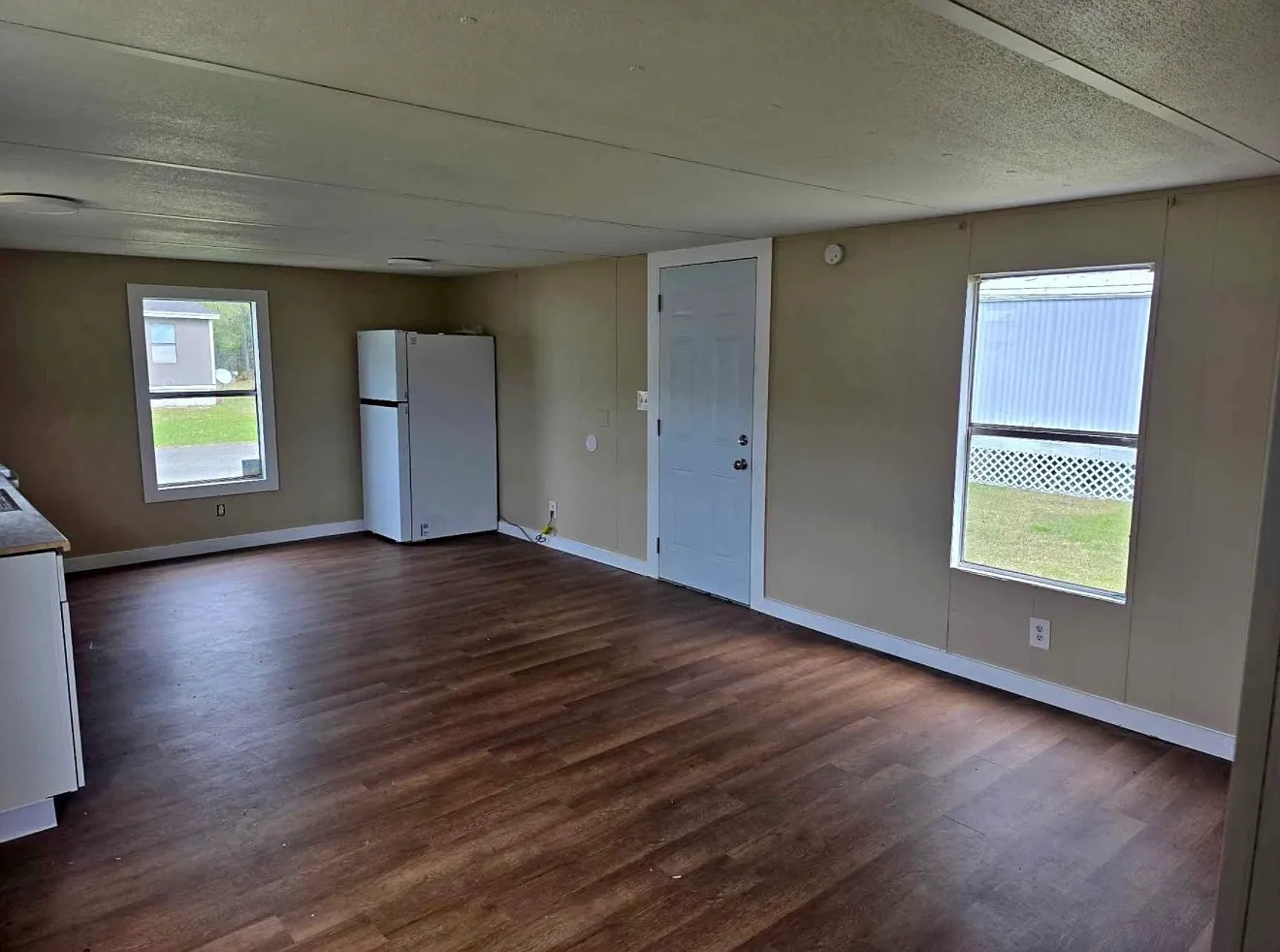 2 bed, 860 sqft, $1,000 — Photo 2