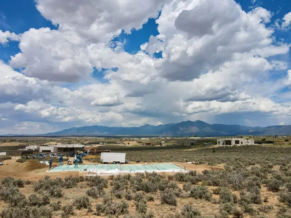 4 Vista Estrella, Ranchos de Taos, NM 87557