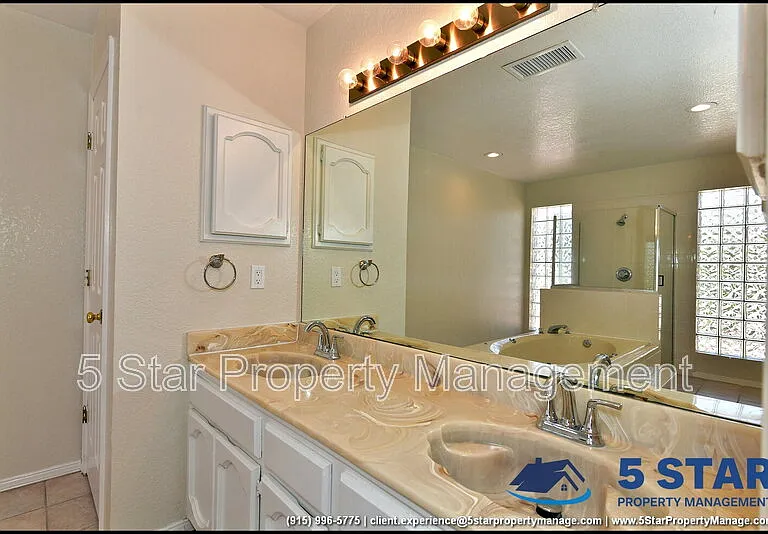 11620 Laura Marie Dr — Photo 28