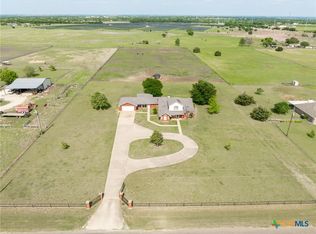 411 Wade Rd, Eddy, TX 76524