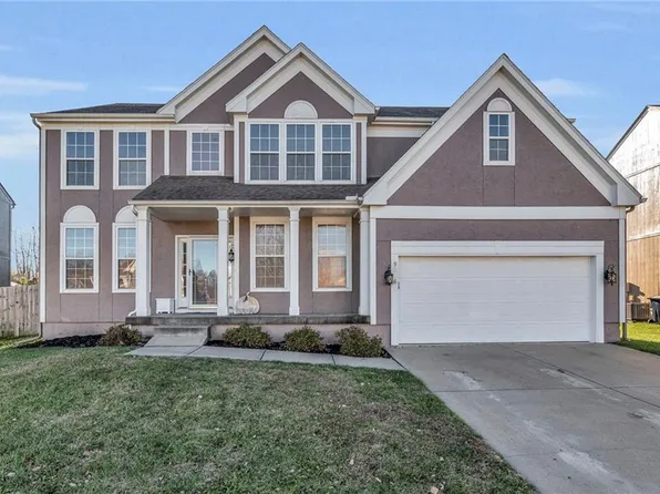 9216 N Harrison St, Kansas City, MO 64155