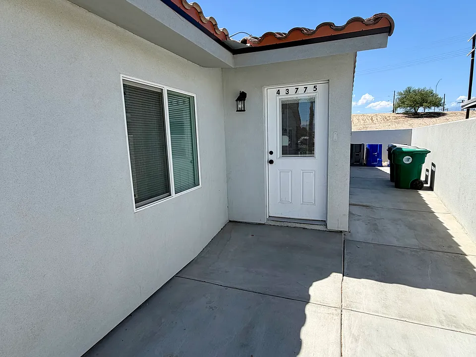 43775 Saguaro St #43775