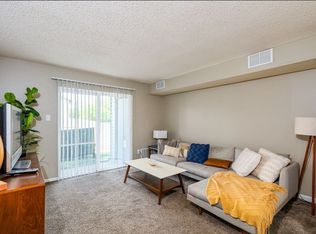 Crossing at Northpointe Apartments, Florissant, MO 63033