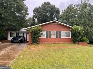 103 Register St, Montezuma, GA 31063