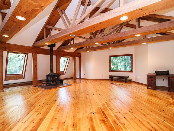 Treetop views in Studio