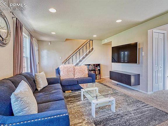 4th image of 1164 Cree Dr