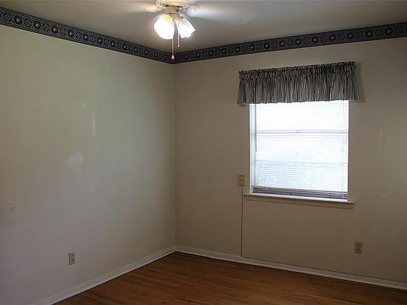 5th image of 333 Old Mill Ct