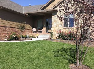 2635 N Woodridge Ct, Wichita, KS 67226