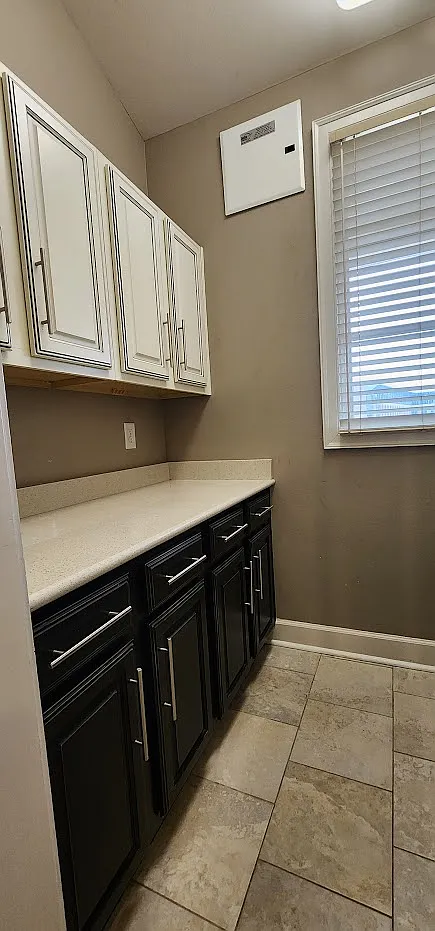 2 bed, 1418 sqft, $2,200 — Photo 2