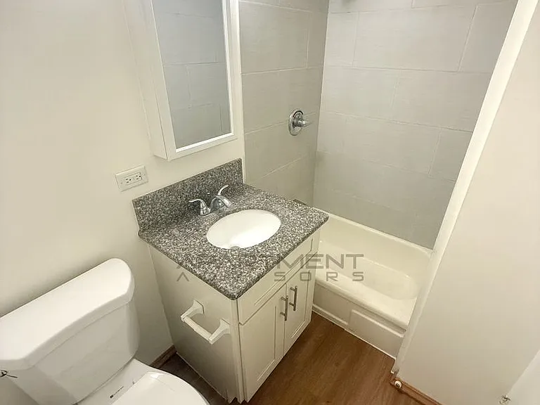 2717 S King St — Photo 6