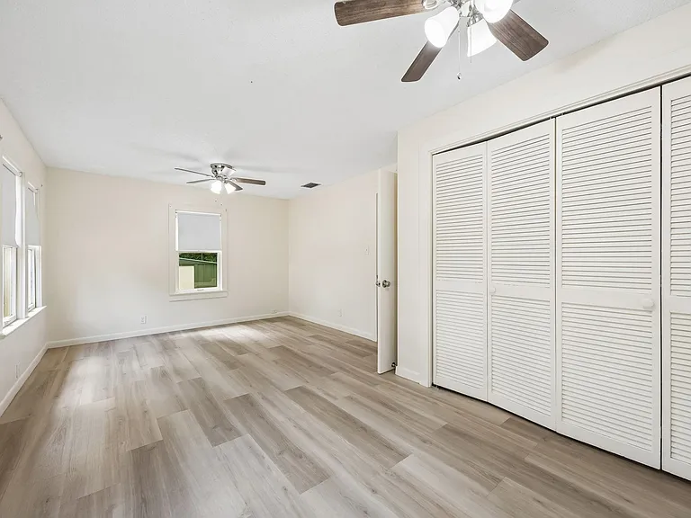 2113 Silver Lake Dr — Photo 19