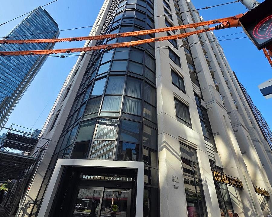 1st image of 801 Bay St #202