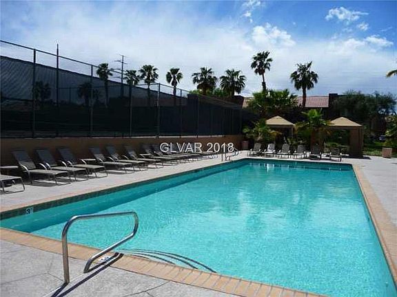 3rd image of 5060 Indian River Dr Unit 375