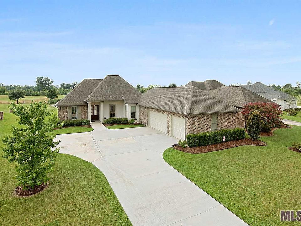 1st image of 42422 Greens View Dr