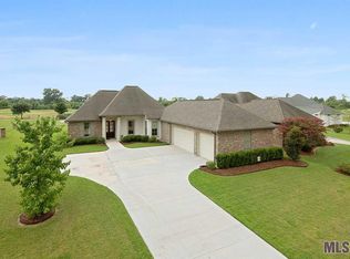 42422 Greens View Dr, Gonzales, LA 70737
