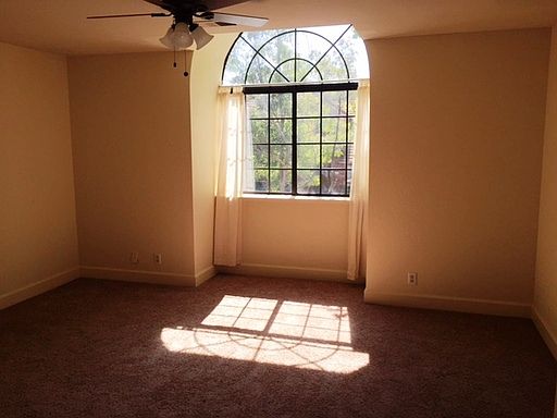 5th image of 833 Black Walnut Way