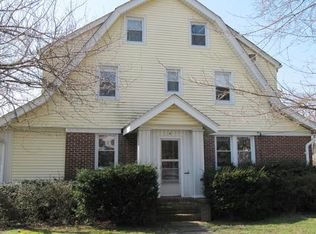 4 Halcyon Ter, New Rochelle, NY 10801