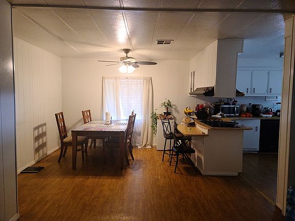 3rd image of 22055 Valley View Dr