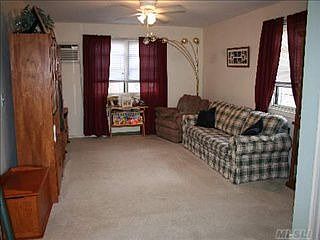 2nd image of 8143 Langdale St