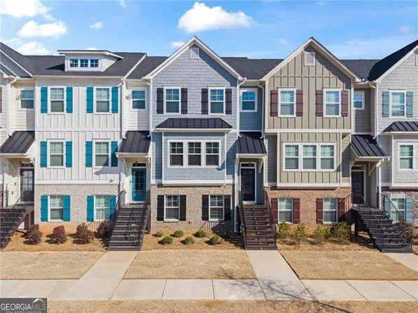 3521 Hedgeway Ln, Kennesaw, GA 30144