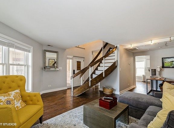 5th image of 870 Forest Ave #38