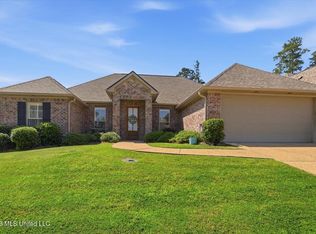 218 Cowan Creek Dr, Brandon, MS 39047