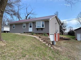 8013 Ee Hwy, Liberty, MO 64068