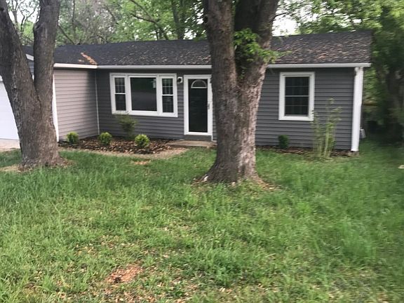 2nd image of 428 Warren Way
