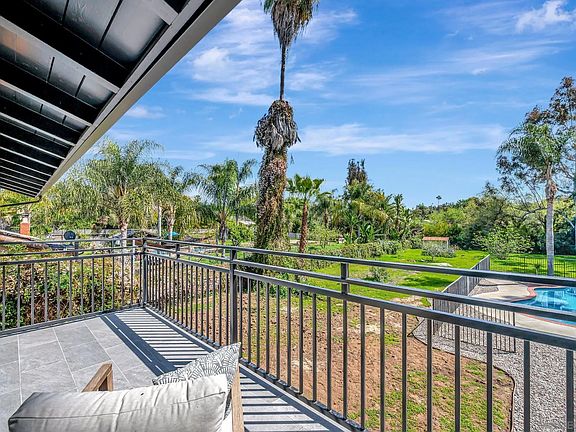 4th image of 1349 Bonair Rd