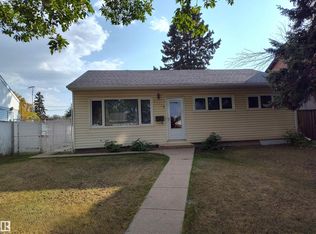 16165 109th Ave NW, Edmonton, AB