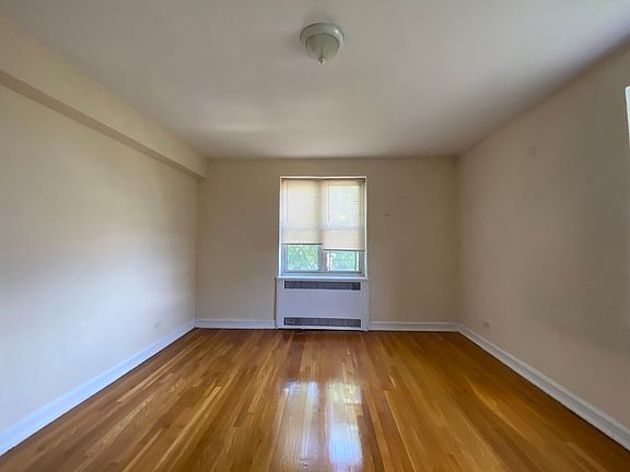 2nd image of 70-01 113th St #6BB