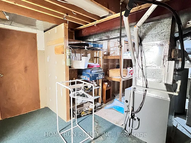 960 Cahill Dr W — Photo 22