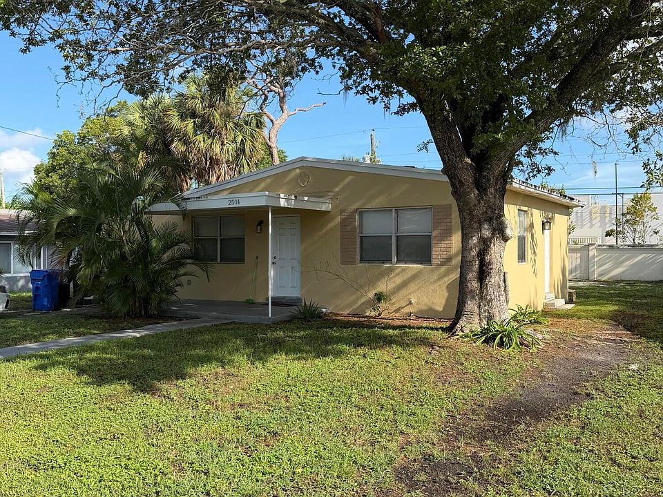 1st image of 2501 SW 3RD Street