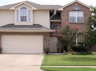 1013 Friar Dr, Saginaw, TX 76179