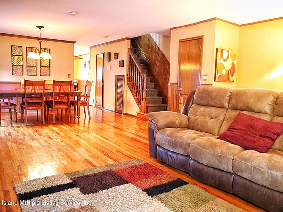 5th image of 68 Willowwood Ln