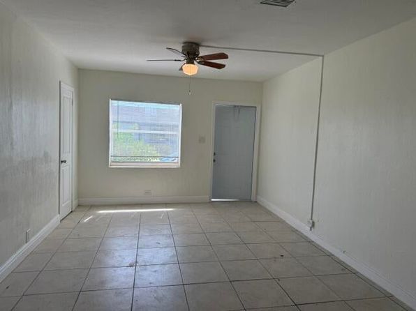 1913 Division Ave APT 102