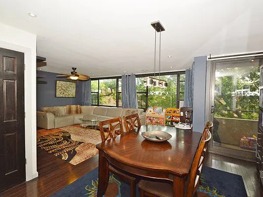 Sold by Keller Williams Realty Landmark | media 19